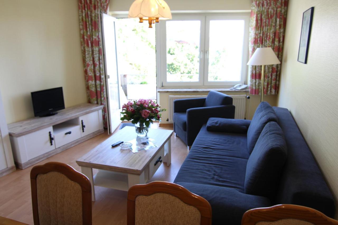 Hotel Zur Schoenen Aussicht Grömitz Εξωτερικό φωτογραφία
