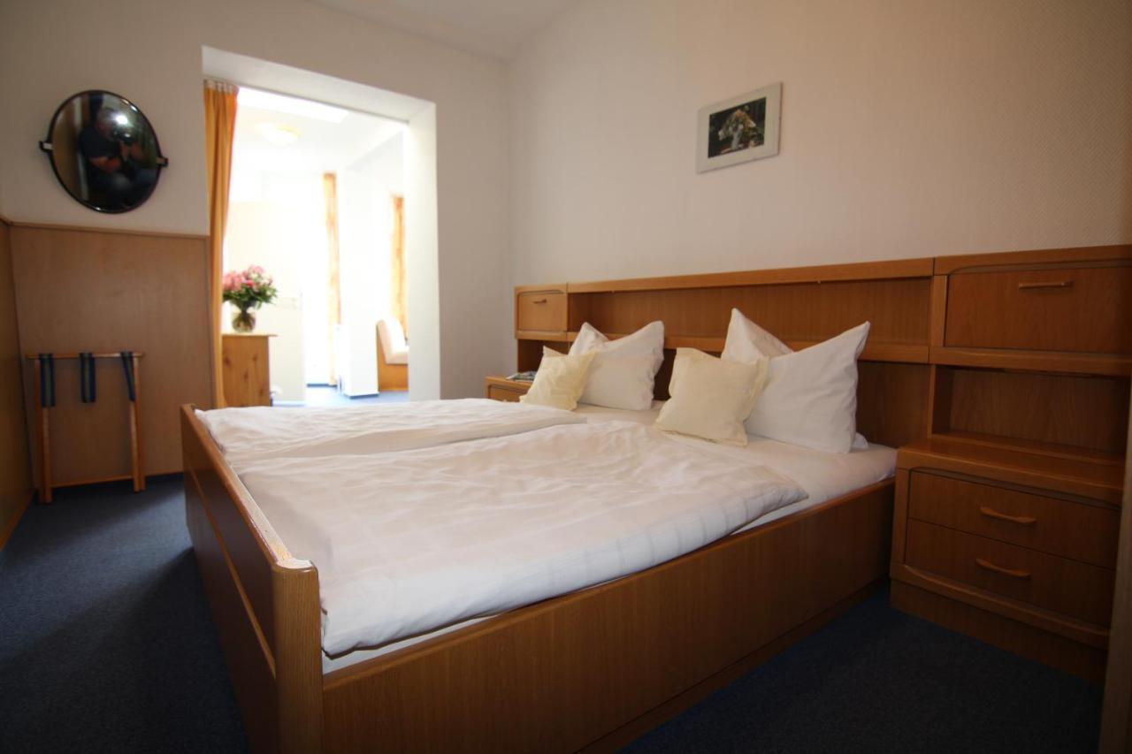 Hotel Zur Schoenen Aussicht Grömitz Εξωτερικό φωτογραφία